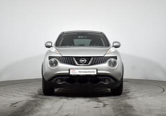 Подержанный автомобиль Nissan Juke 2012 года (2 фото)