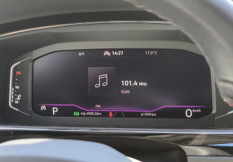 Подержанный автомобиль Volkswagen Tiguan 2020 года (21 фото)