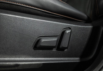 Подержанный автомобиль Haval F7 2021 года (16 фото)