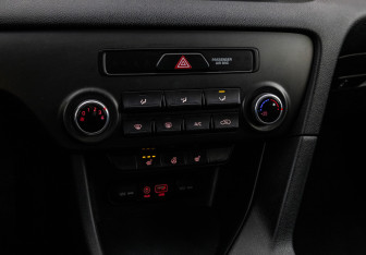 Подержанный автомобиль Kia Sportage 2016 года (16 фото)