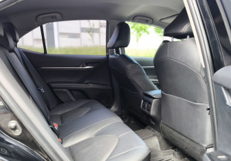 Подержанный автомобиль Toyota Camry Sedan 2021 года (9 фото)