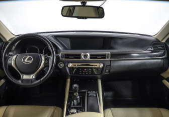 Подержанный автомобиль Lexus GS 2014 года (8 фото)