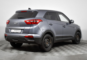 Подержанный автомобиль Hyundai Creta 2019 года (5 фото)