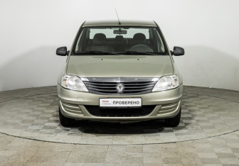Подержанный автомобиль Renault Logan Sedan 2011 года (2 фото)