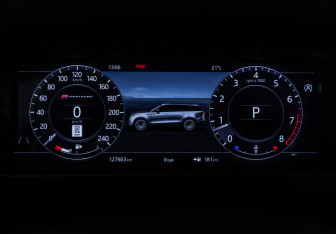 Подержанный автомобиль Land Rover Range Rover Velar 2019 года (30 фото)
