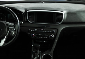 Подержанный автомобиль Kia Sportage 2020 года (14 фото)