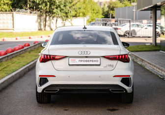 Подержанный автомобиль Audi A3 Sedan 2021 года (7 фото)
