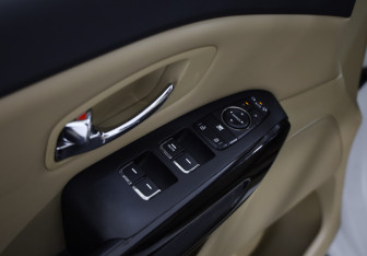 Подержанный автомобиль Kia Carnival 2018 года (22 фото)