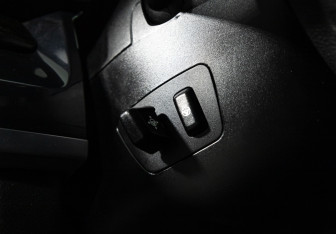 Подержанный автомобиль BMW X5 2015 года (21 фото)