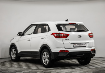 Подержанный автомобиль Hyundai Creta 2018 года (7 фото)