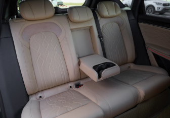 Подержанный автомобиль Voyah Free 2023 года (34 фото)