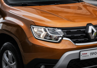Подержанный автомобиль Renault Duster 2021 года (10 фото)