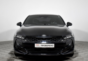 Подержанный автомобиль Kia K5 2020 года (2 фото)