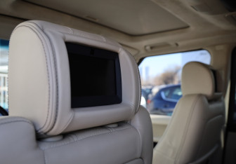 Подержанный автомобиль Land Rover Range Rover 2012 года (34 фото)