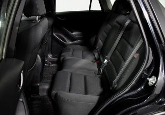 Подержанный автомобиль Mazda CX-5 2015 года (12 фото)