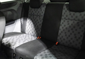 Подержанный автомобиль Ford Focus Hatchback 2008 года (10 фото)