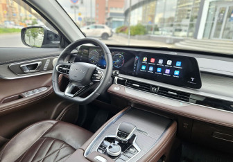 Подержанный автомобиль Chery Tiggo 8 Pro Max 2023 года (13 фото)