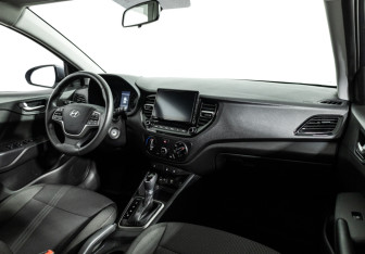 Подержанный автомобиль Hyundai Solaris Sedan 2020 года (9 фото)
