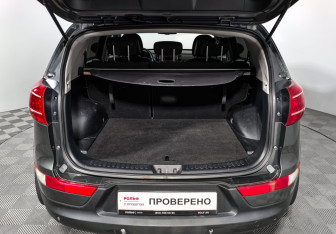 Подержанный автомобиль Kia Sportage 2011 года (18 фото)