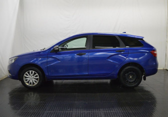 Подержанный автомобиль LADA (ВАЗ) Vesta Wagon 2021 года (8 фото)