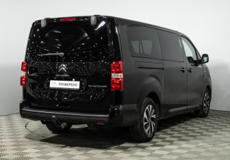 Подержанный автомобиль Citroen SpaceTourer 2017 года (5 фото)