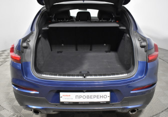 Подержанный автомобиль BMW X4 2021 года (22 фото)