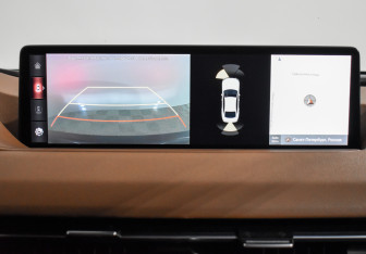 Подержанный автомобиль Genesis G80 2021 года (19 фото)