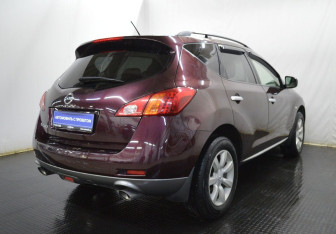 Подержанный автомобиль Nissan Murano Suv 2011 года (5 фото)