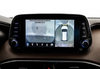 Подержанный автомобиль Hyundai Santa Fe 2018 года (20 фото)