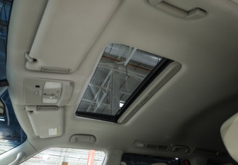 Подержанный автомобиль Infiniti QX80 2014 года (29 фото)