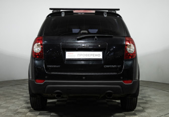 Подержанный автомобиль Chevrolet Captiva 2012 года (6 фото)