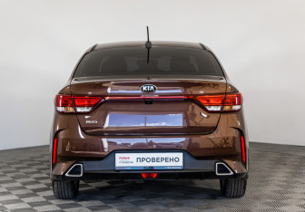 Подержанный автомобиль Kia Rio Sedan 2021 года (6 фото)