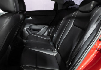 Подержанный автомобиль Kia Rio Sedan 2022 года (10 фото)