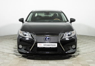 Подержанный автомобиль Lexus ES 2013 года (2 фото)