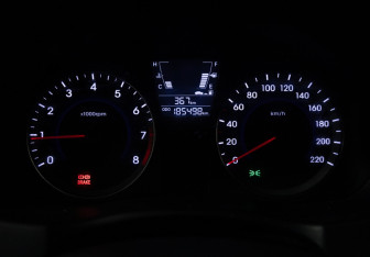 Подержанный автомобиль Hyundai Solaris Sedan 2013 года (12 фото)