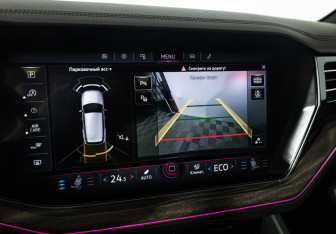 Подержанный автомобиль Volkswagen Touareg 2019 года (19 фото)