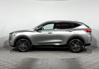 Подержанный автомобиль Haval F7 2019 года (8 фото)