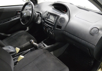 Подержанный автомобиль Geely MK 2010 года (12 фото)