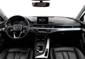 Подержанный автомобиль Audi A4 Sedan 2016 года (13 фото)