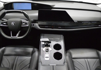 Подержанный автомобиль Changan UNI-K 2023 года (14 фото)