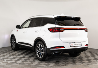 Подержанный автомобиль Chery Tiggo 7 Pro Max 2023 года (7 фото)