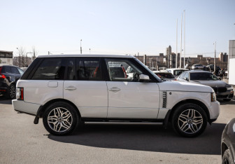 Подержанный автомобиль Land Rover Range Rover 2012 года (6 фото)
