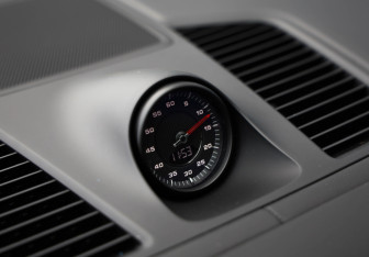 Подержанный автомобиль Porsche Cayenne 2020 года (22 фото)