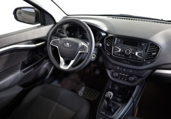 Подержанный автомобиль LADA (ВАЗ) Vesta Wagon 2018 года (8 фото)