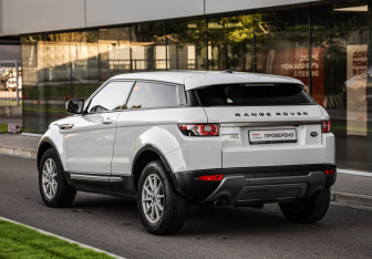 Подержанный автомобиль Land Rover Range Rover Evoque 2012 года (8 фото)