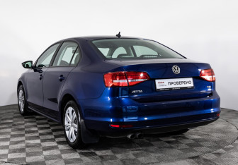 Подержанный автомобиль Volkswagen Jetta Sedan 2015 года (7 фото)