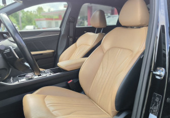 Подержанный автомобиль Kia K5 2020 года (8 фото)