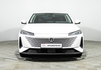 Подержанный автомобиль Changan Lamore 2023 года (2 фото)