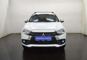 Подержанный автомобиль Mitsubishi ASX 2018 года (2 фото)