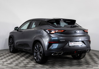 Подержанный автомобиль Changan UNI-T 2020 года (7 фото)